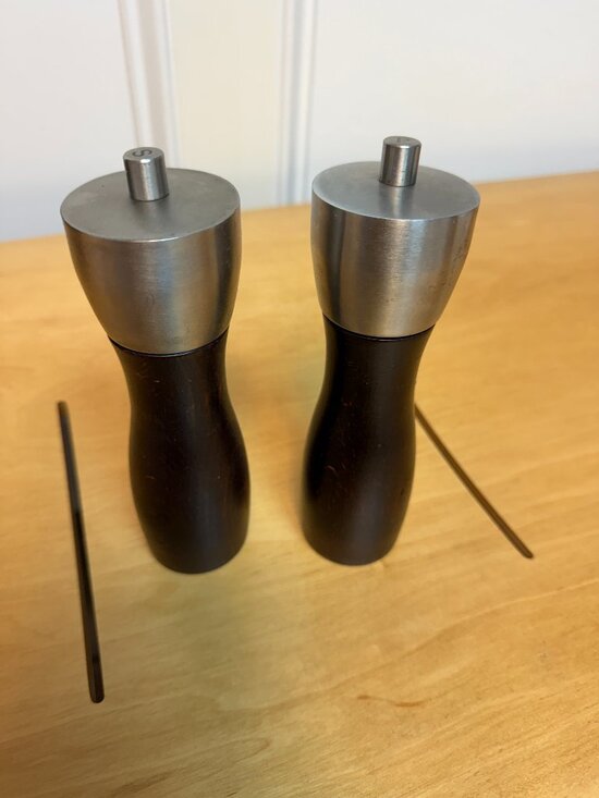 Cole & Mason Other - Cole & Mason Cherry Wood/Stainless Steel Salt & Pepper Grinder In Good Shape!